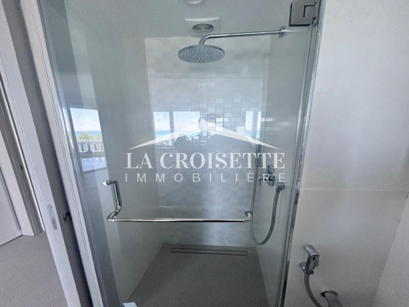Appartement  S+3 vue sur mer à Gammarth 